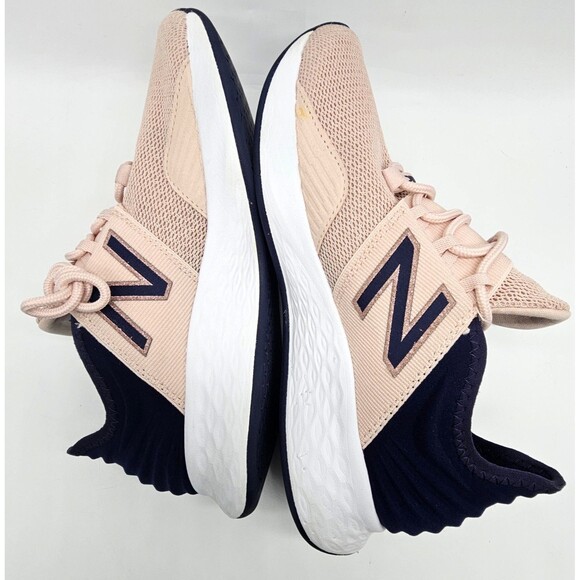 New Balance Fresh Foam Roav WROAVSG Sneaker Women's 7 Pink Blue Run Walk - Picture 9 of 16